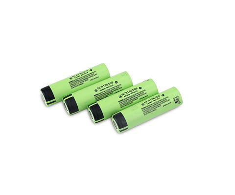 4PCS  18650B 3.7v 3400mAh Battery for flashlight